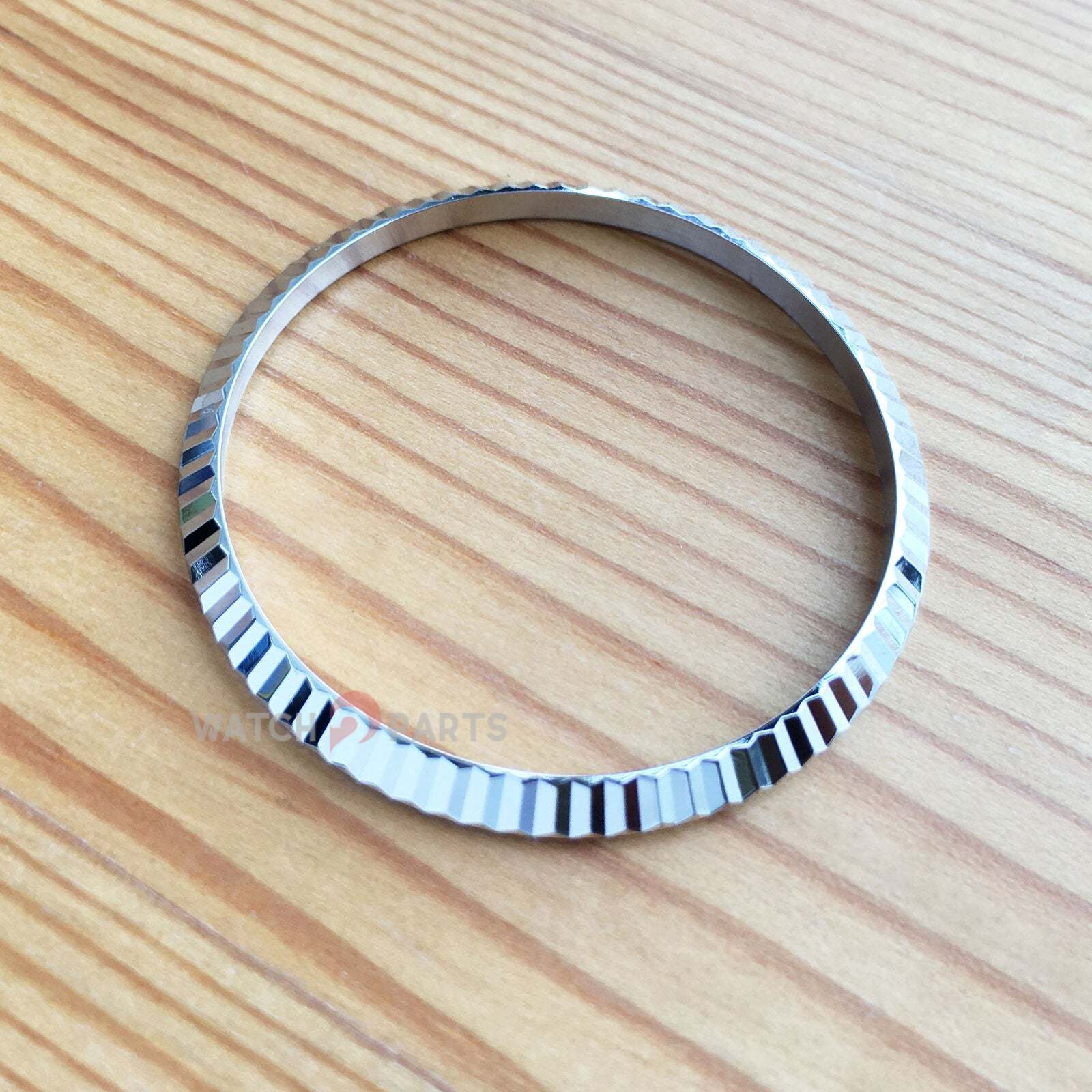 ฝาครอบแหวนร่องเหล็กสําหรับนาฬิ - Rolex Watch Datejust บทวิจารณ์และราคา
